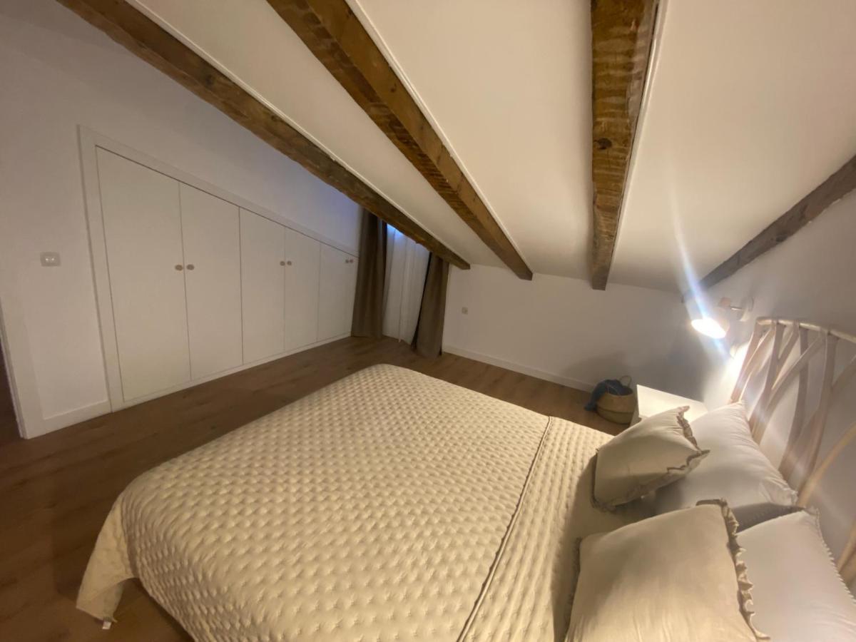 Buhardilla Casco Historico Apartment *
